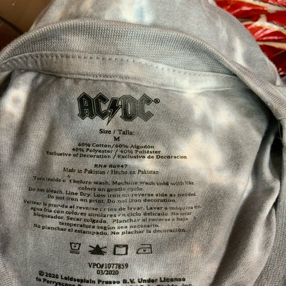 AC⚡️DC Rock Group t-shirt with silver bling… - Picture 15 of 16